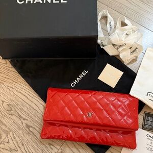 Chanel red patent folded o case (rare!)